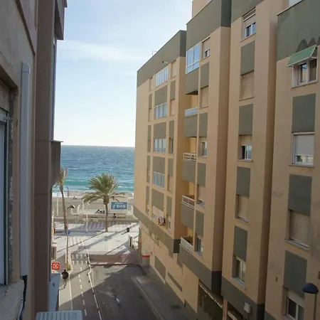Piso Acogedor A 50m De La Playa *
